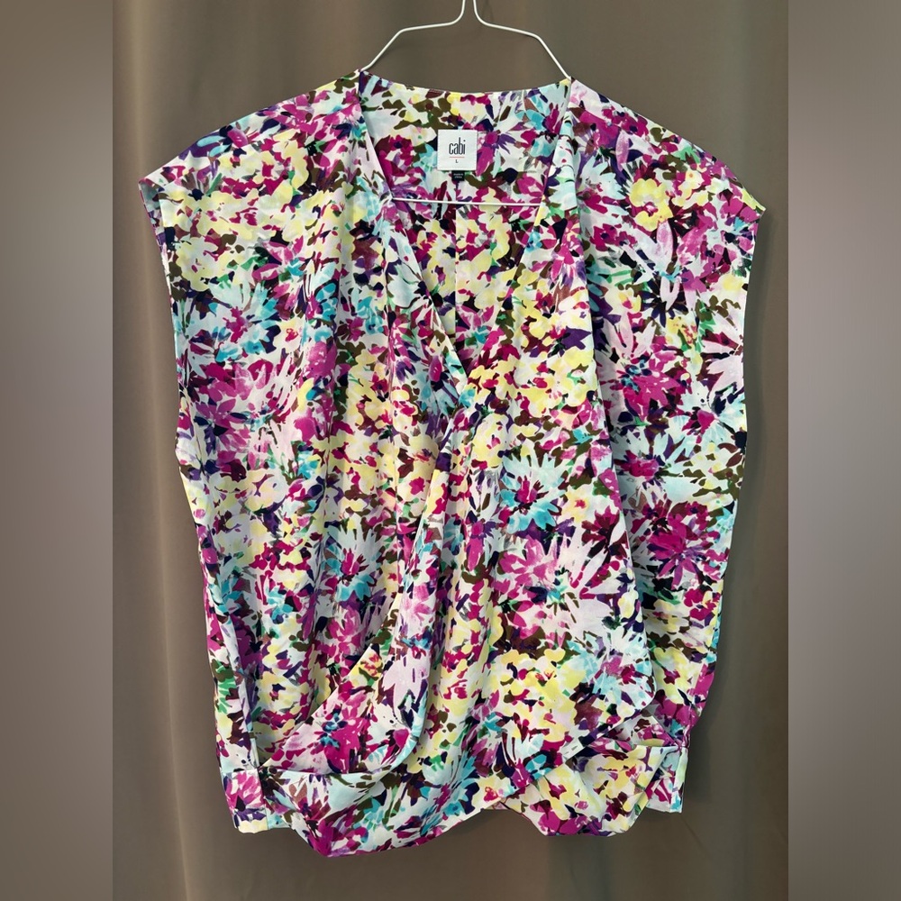 Like new! CAbi top!